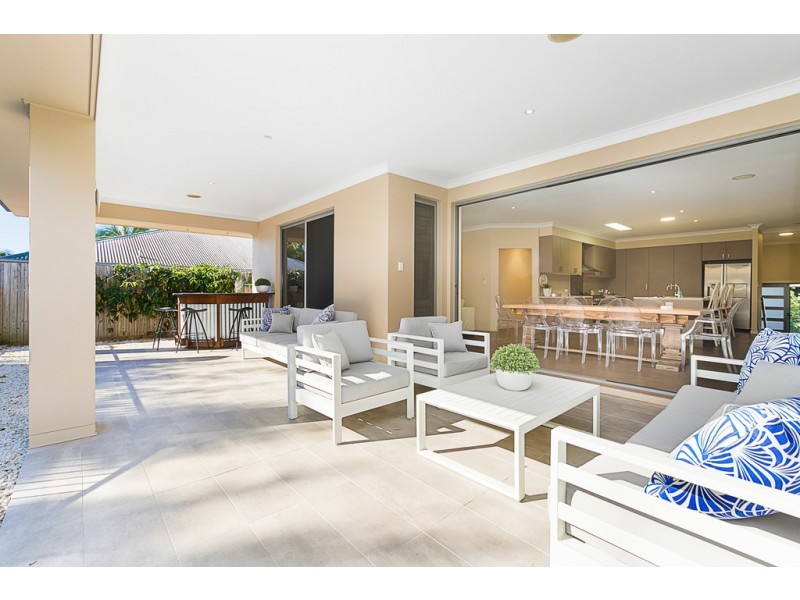 72 Denham Boulevard, Redland Bay QLD 4165