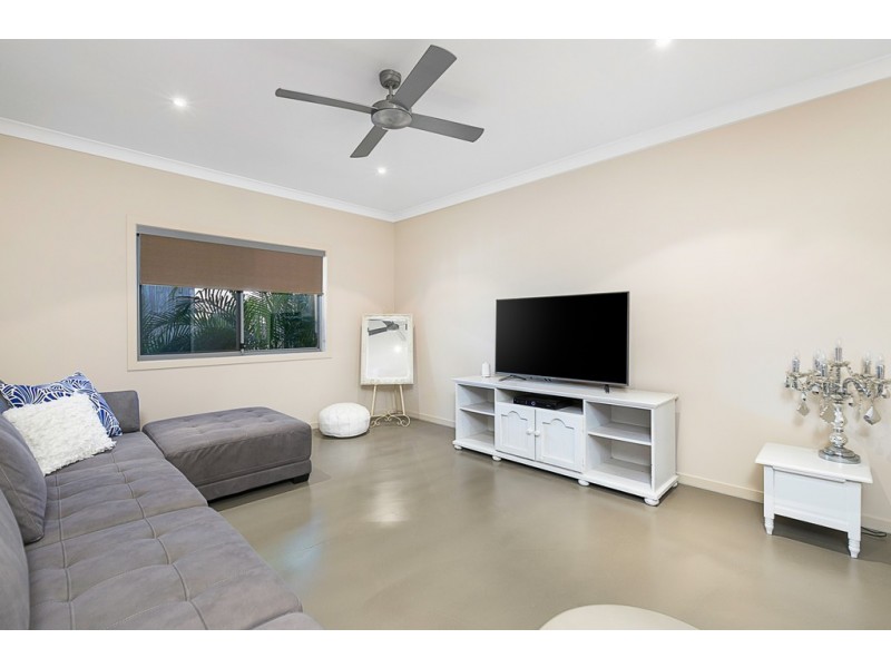 72 Denham Boulevard, Redland Bay QLD 4165