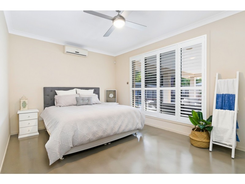 72 Denham Boulevard, Redland Bay QLD 4165