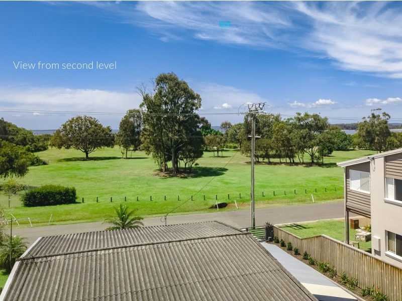 43 Wilson Esplanade, Victoria Point QLD 4165