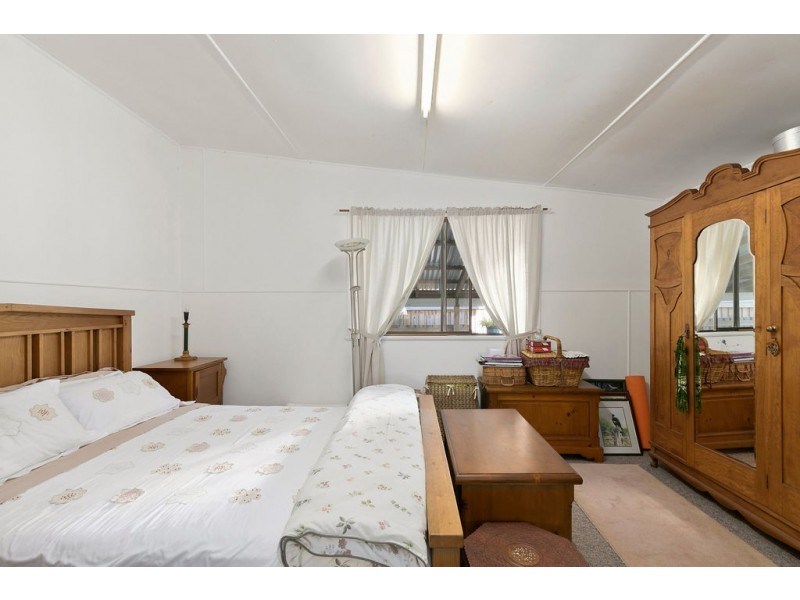 43 Wilson Esplanade, Victoria Point QLD 4165