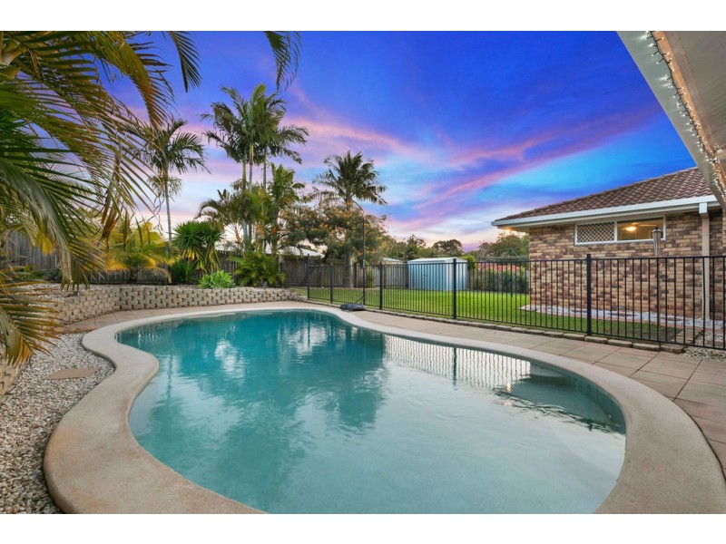 5 Wallace Street, Wellington Point QLD 4160
