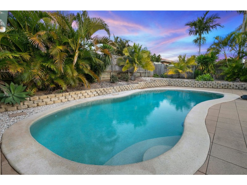 5 Wallace Street, Wellington Point QLD 4160