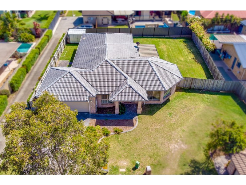 3 Spike Street, Redland Bay QLD 4165