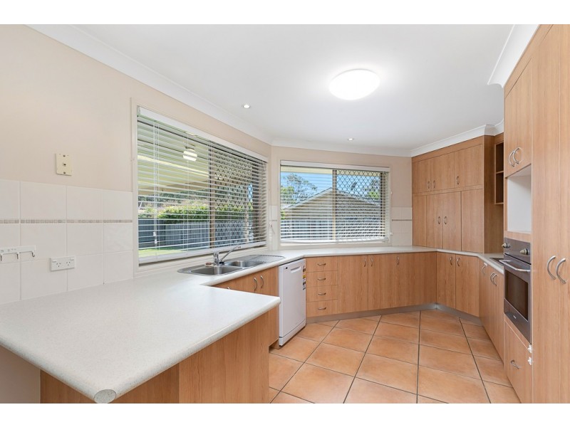3 Spike Street, Redland Bay QLD 4165