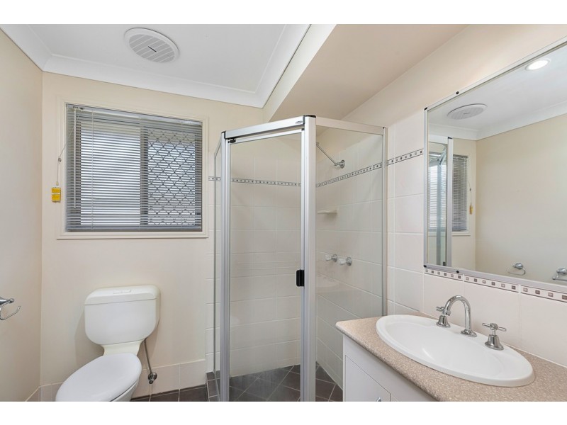 3 Spike Street, Redland Bay QLD 4165