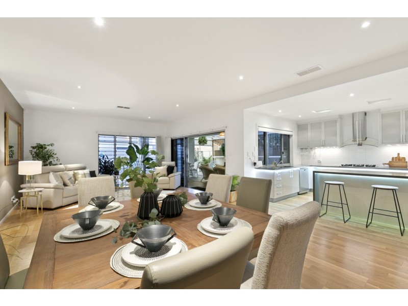 2/19 Anchorage Drive, Raby Bay QLD 4163