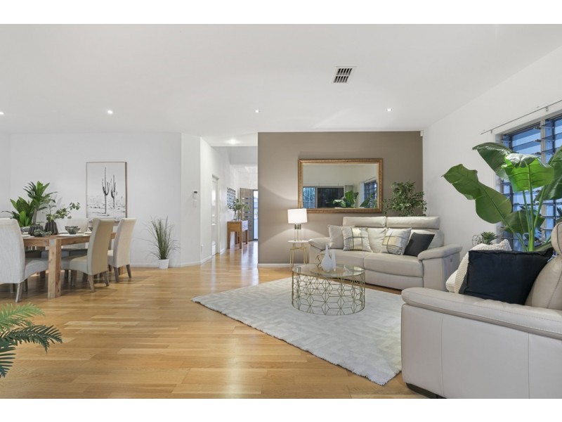 2/19 Anchorage Drive, Raby Bay QLD 4163