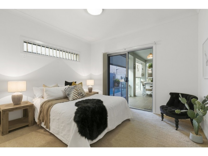 2/19 Anchorage Drive, Raby Bay QLD 4163