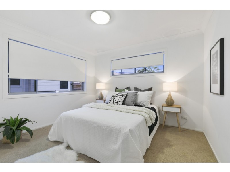2/19 Anchorage Drive, Raby Bay QLD 4163