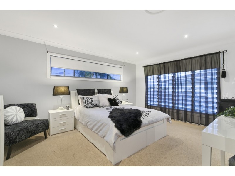 2/19 Anchorage Drive, Raby Bay QLD 4163