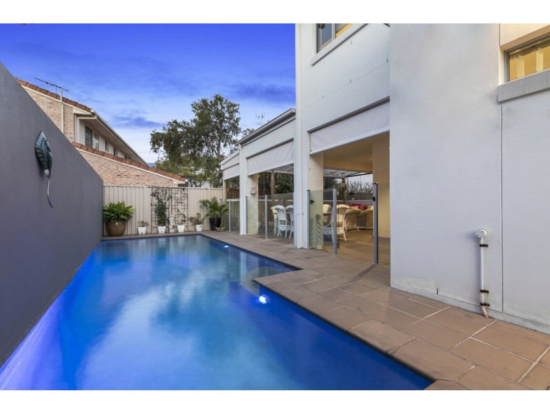 2/19 Anchorage Drive, Raby Bay QLD 4163