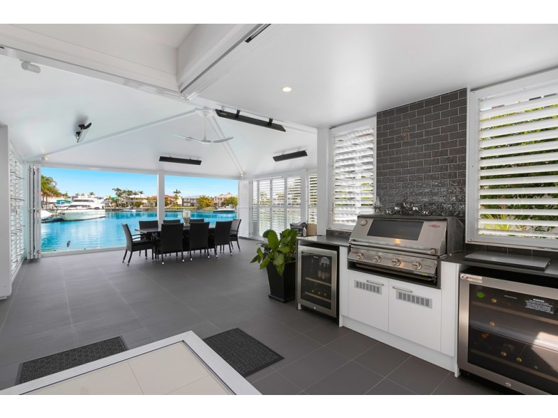 11 Captains Court, Raby Bay QLD 4163