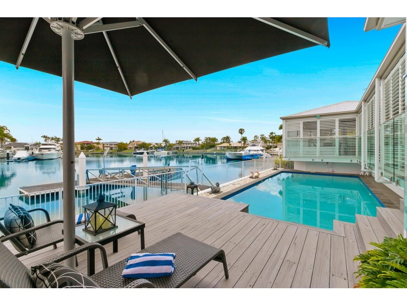 11 Captains Court, Raby Bay QLD 4163