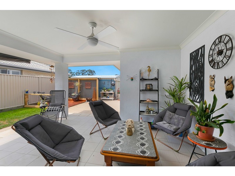 41 Lancaster Circuit, Redland Bay QLD 4165