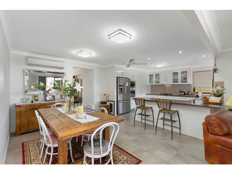 41 Lancaster Circuit, Redland Bay QLD 4165