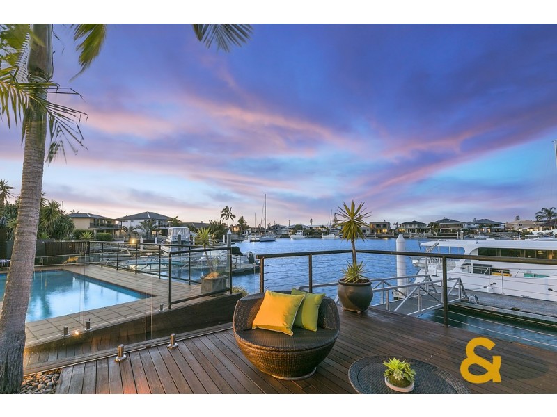 13 Seahaven Court, Raby Bay QLD 4163