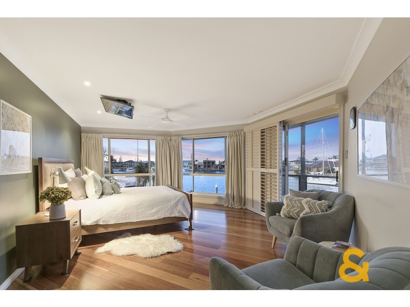 13 Seahaven Court, Raby Bay QLD 4163