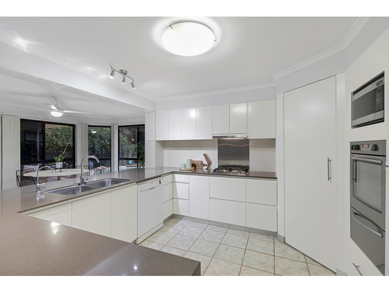 6 Aegean Court, Ormiston QLD 4160