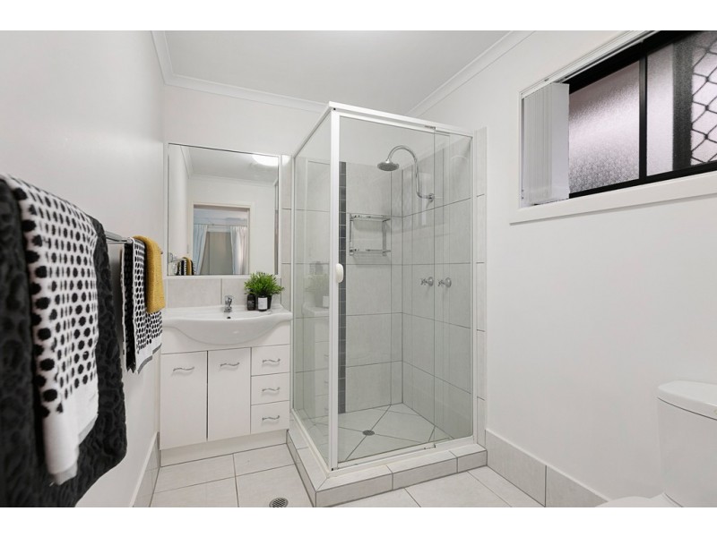 6 Aegean Court, Ormiston QLD 4160