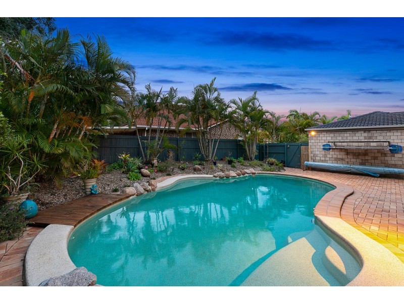 6 Aegean Court, Ormiston QLD 4160
