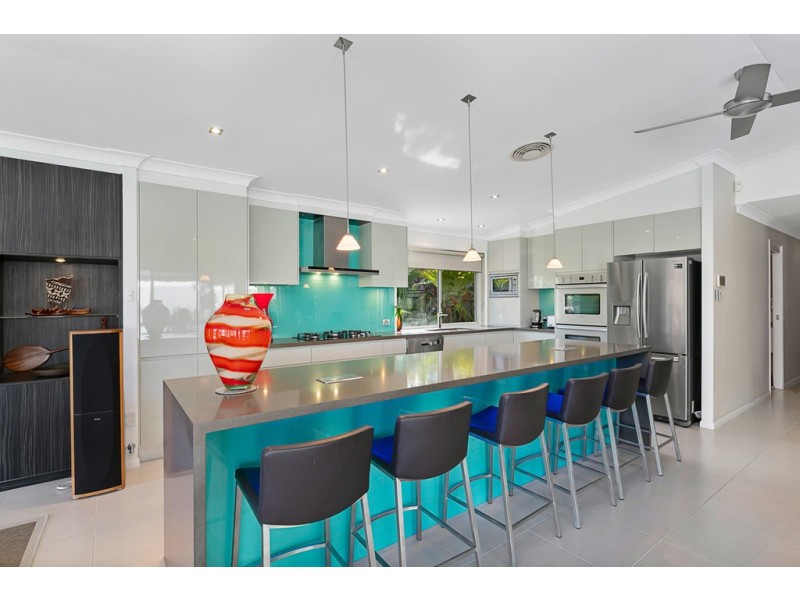 8 Boom Court, Birkdale QLD 4159