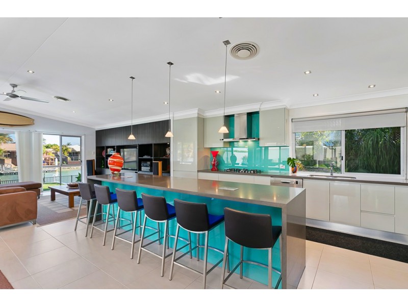 8 Boom Court, Birkdale QLD 4159