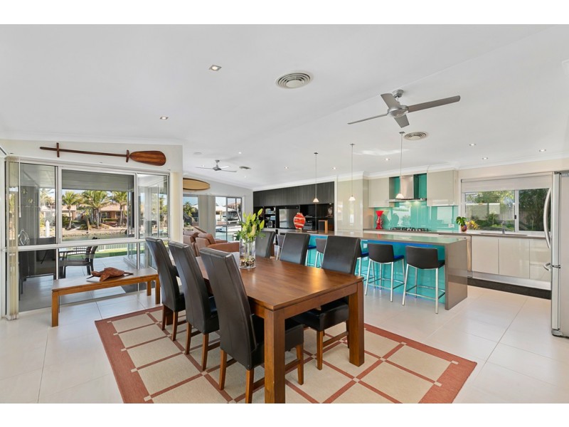 8 Boom Court, Birkdale QLD 4159