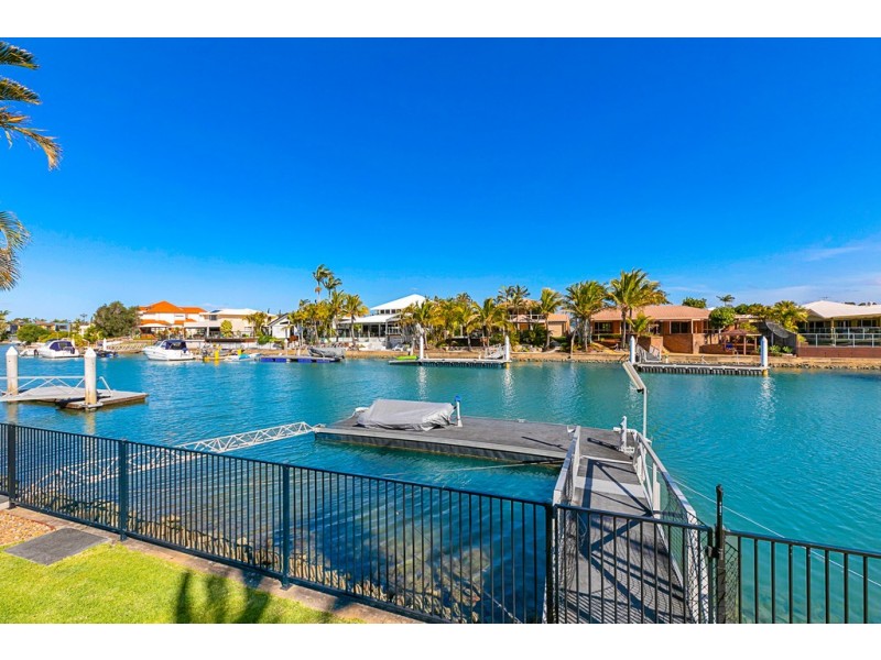 8 Boom Court, Birkdale QLD 4159