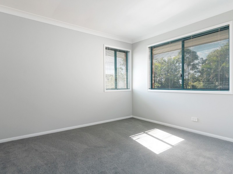 42 Clive Road, Birkdale QLD 4159