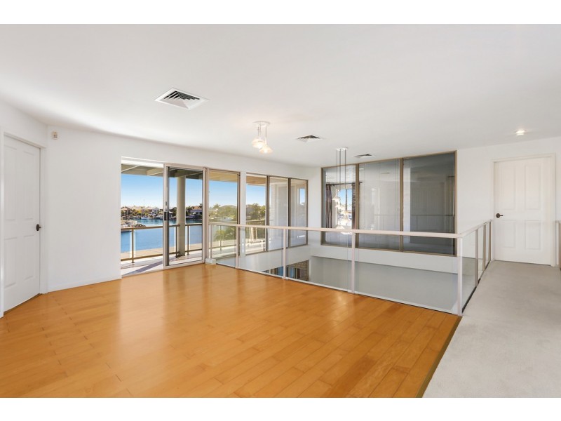 21 Mainroyal Court, Raby Bay QLD 4163