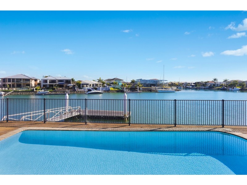 21 Mainroyal Court, Raby Bay QLD 4163