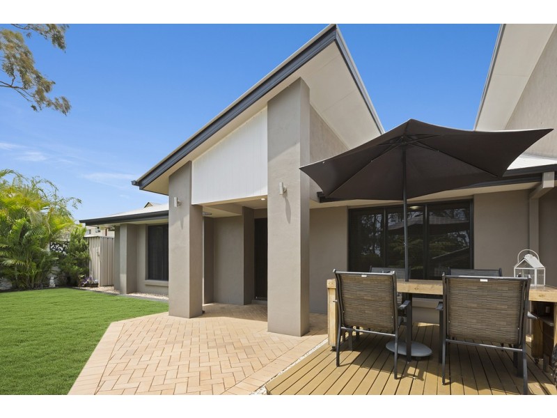 16 Edie Terrace, Wellington Point QLD 4160