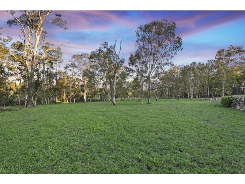 57 Double Jump Road, Redland Bay QLD 4165