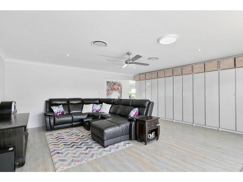 41 Parkgrove Street, Birkdale QLD 4159