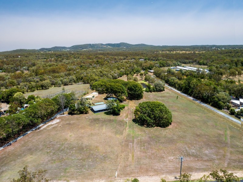 98 Kingfisher Road, Mount Cotton QLD 4165
