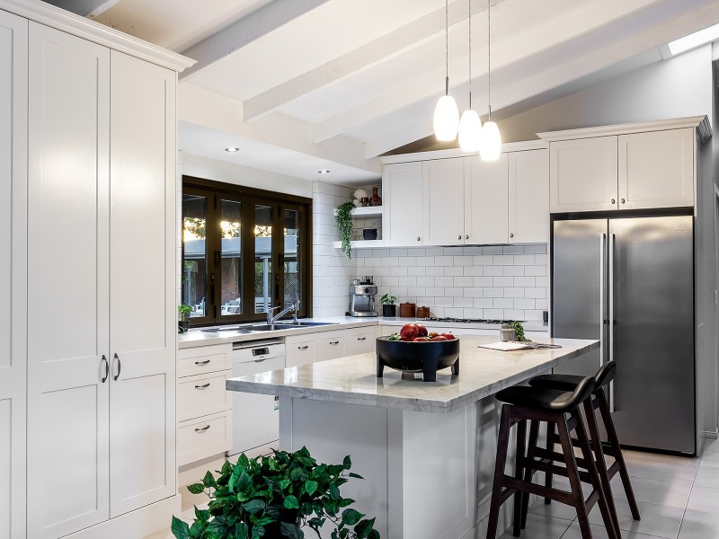 98 Kingfisher Road, Mount Cotton QLD 4165