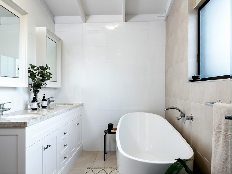 98 Kingfisher Road, Mount Cotton QLD 4165