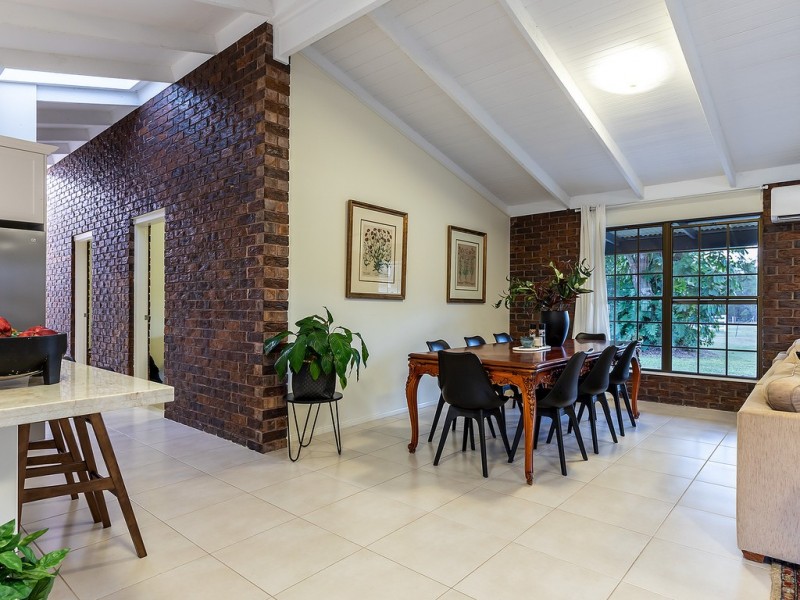 98 Kingfisher Road, Mount Cotton QLD 4165