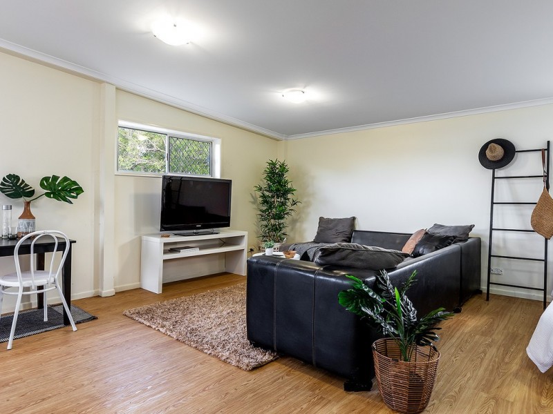 98 Kingfisher Road, Mount Cotton QLD 4165