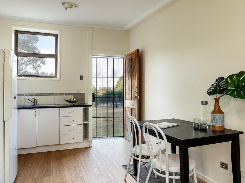 98 Kingfisher Road, Mount Cotton QLD 4165