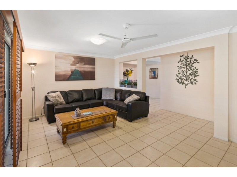 11 Bellenden Court, Victoria Point QLD 4165