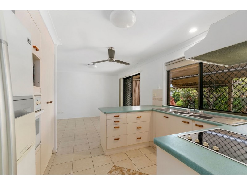 4 Angela Crescent, Cleveland QLD 4163