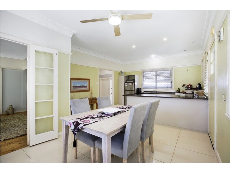 146 Shore Street North, Cleveland QLD 4163