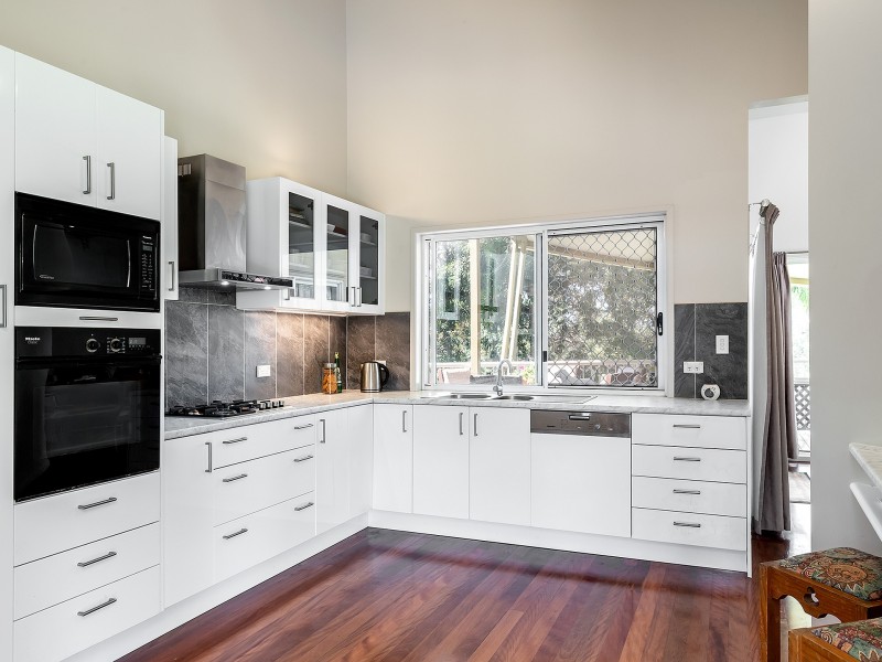 43 Double Jump Road, Redland Bay QLD 4165