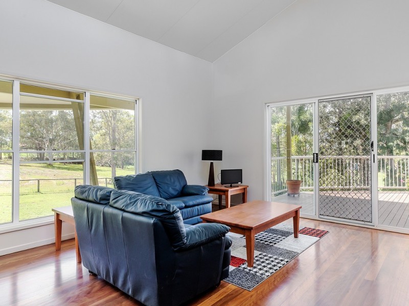 43 Double Jump Road, Redland Bay QLD 4165