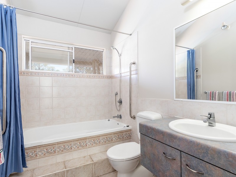 43 Double Jump Road, Redland Bay QLD 4165