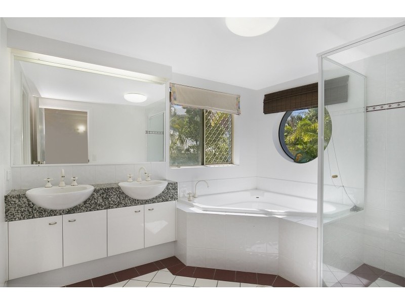 31/10-14 Esperance Court, Raby Bay QLD 4163
