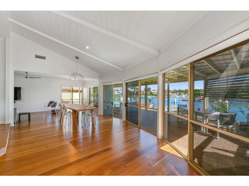 51 Dorsal Drive, Birkdale QLD 4159