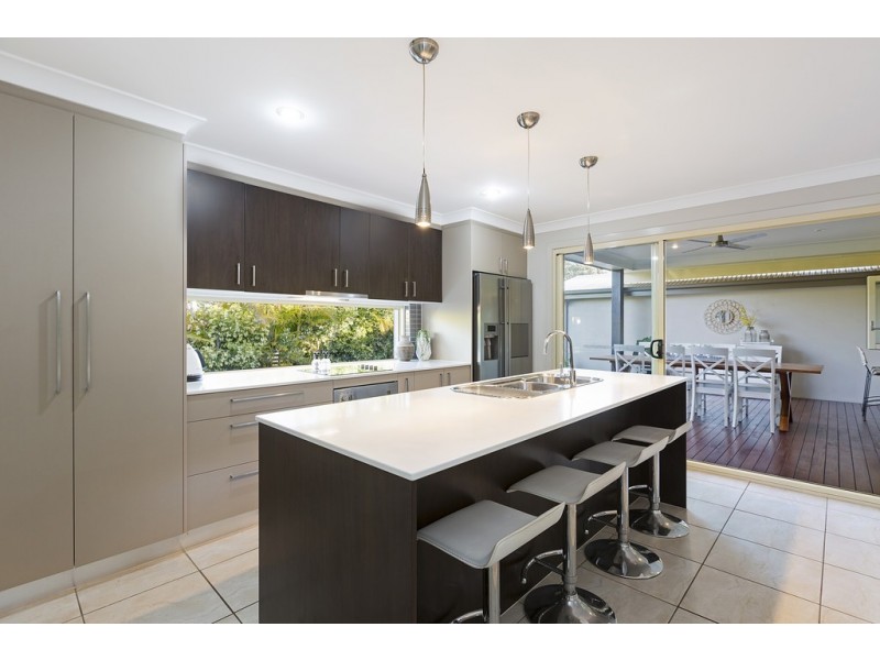 7 Gwingarra Street, Wellington Point QLD 4160